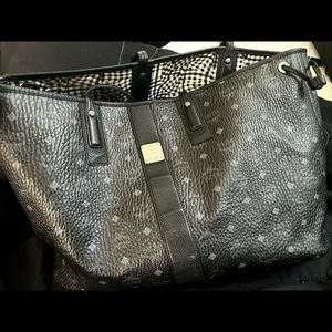 Large mcm tote